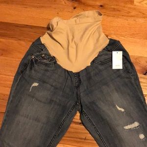 Brand new with tags. Maternity jeans. Size medium